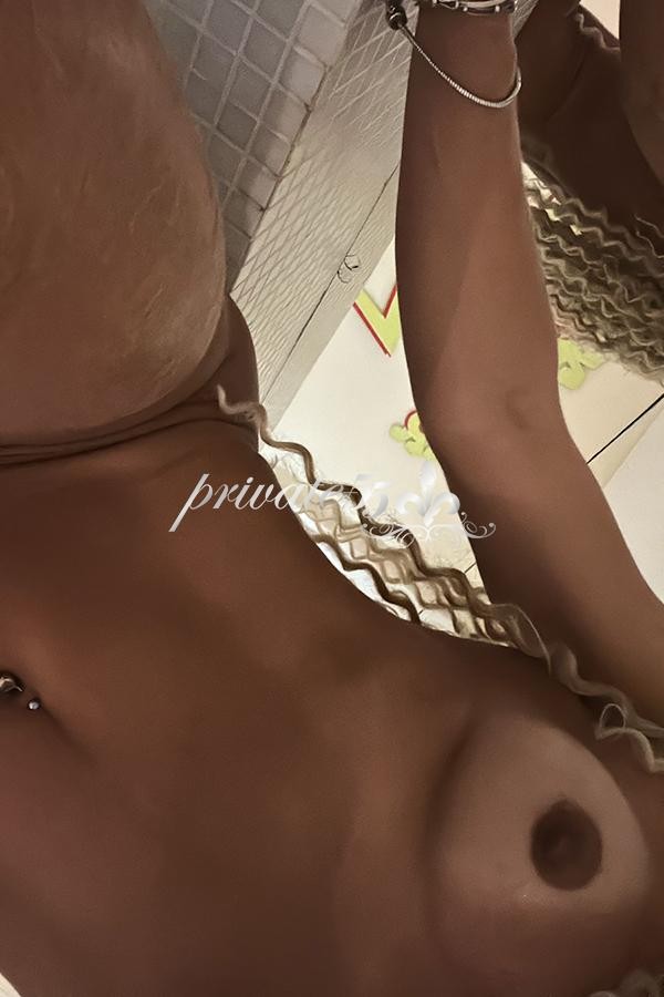 ADRIANA PRADO - Acompanhantes Salvador