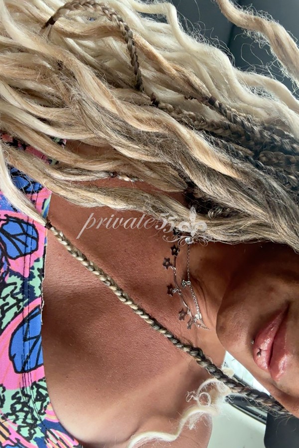 ADRIANA PRADO - Acompanhantes Salvador