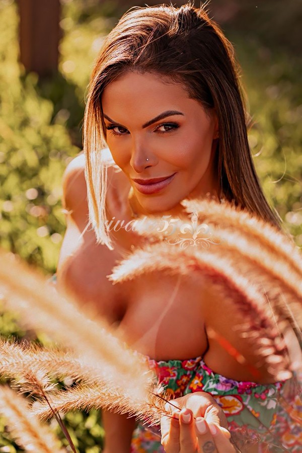 AMANDA MEDEIROS - Acompanhantes São Paulo