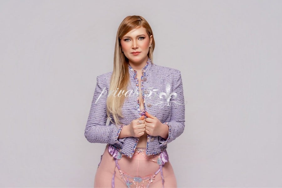 LAURA EISENBERG - Acompanhantes São Paulo