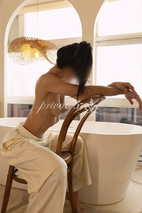 JULIA CASTELLI - Acompanhantes São Paulo