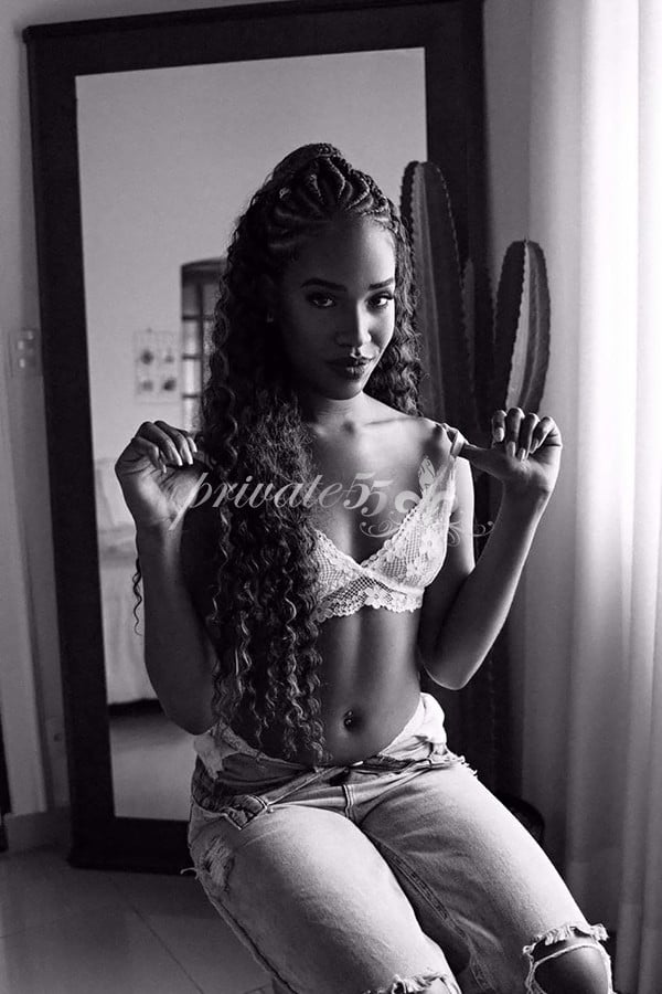 THAINÁ LEITE - Acompanhantes São Paulo