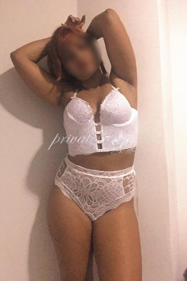 RAFAELLA DA COSTA - Acompanhantes Vitória