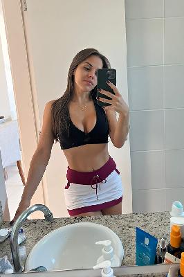 Iza Moura - Acompanhantes Balneário Camboriú - Acompanhantes BC - Acompanhantes SC
