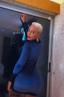 Dany Ferrari - Acompanhantes Curitiba - Acompanhantes Ctba - Acompanhantes PR