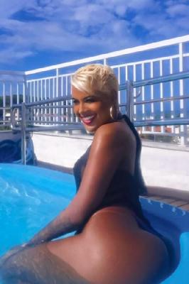 Dany Ferrari - Acompanhantes Curitiba - Acompanhantes Ctba - Acompanhantes PR