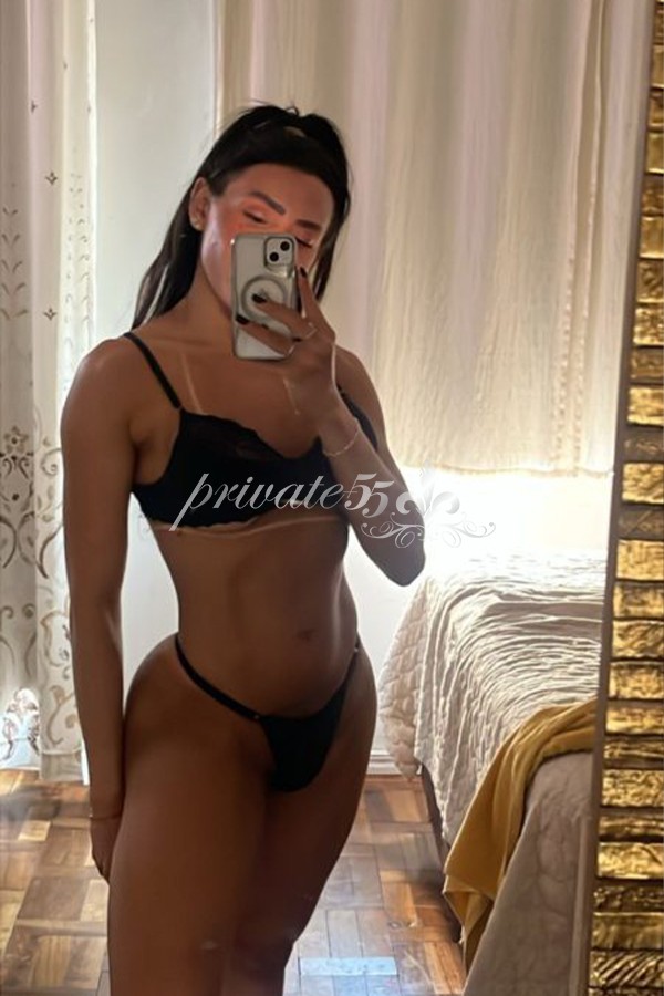 LARISSA MANOELA - Acompanhantes Curitiba