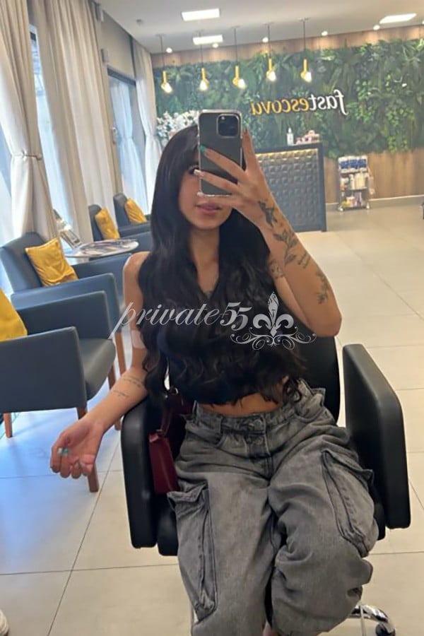 LARISSA NOVINHA - Acompanhantes Curitiba