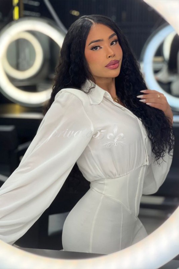 PRINCESINHA GABRIELA - Acompanhantes Curitiba