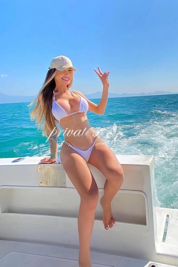 LÍVIA TRENTINI - Acompanhantes Florianópolis
