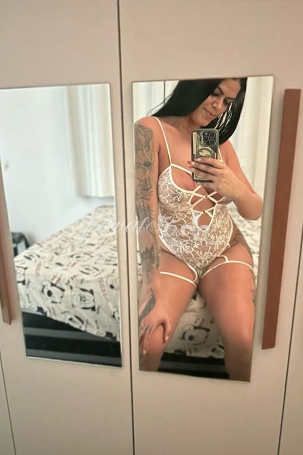 RENATA CARRIE - Acompanhantes Florianópolis