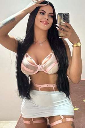 RENATA CARRIE - Travesti de Luxo em Floripa