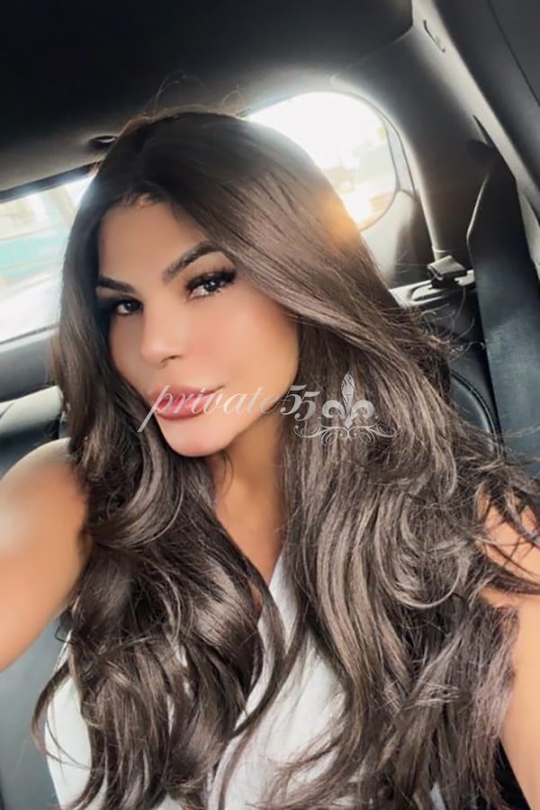 LARISSA CAMPOS - Acompanhantes Goiânia