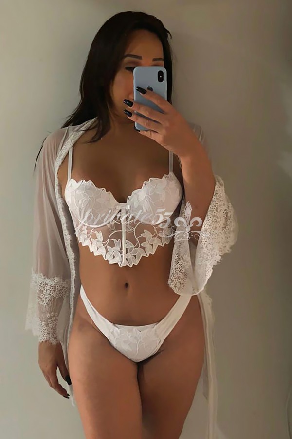 ADRIANA MACEDO - Acompanhantes São Paulo