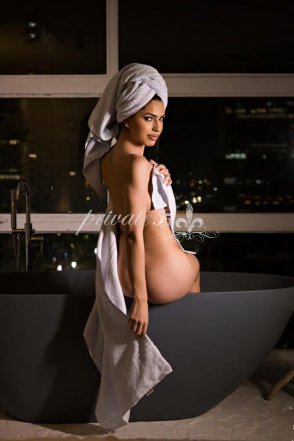 BELLA LOUISE - Acompanhantes São Paulo