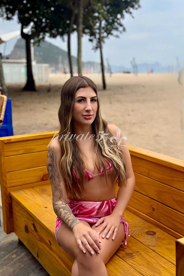 CARLA BRASIL - Acompanhantes Curitiba