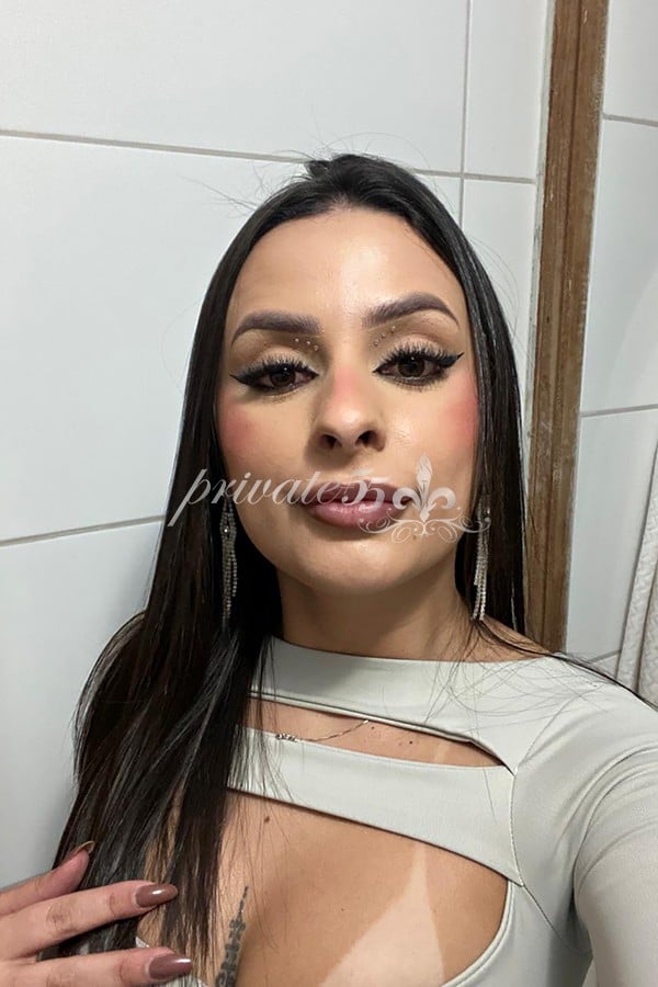FLÁVIA  CARDOSO - Acompanhantes Florianópolis