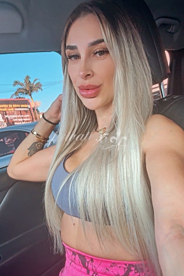 LARISSA MANBACH - Acompanhantes Florianópolis
