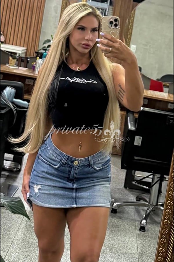 PRISCILA  ANDRADE  - Acompanhantes Florianópolis