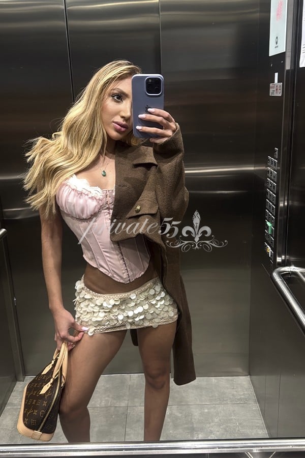 EMMA  SALES  - Acompanhantes São Paulo
